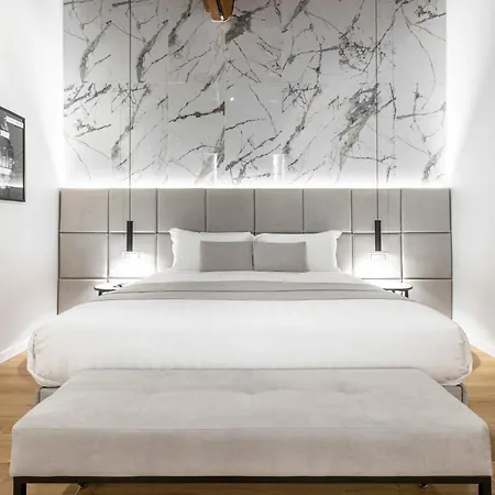 בית הארחה At Luxury Navona *