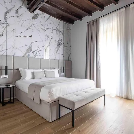 בית הארחה At Luxury Navona *