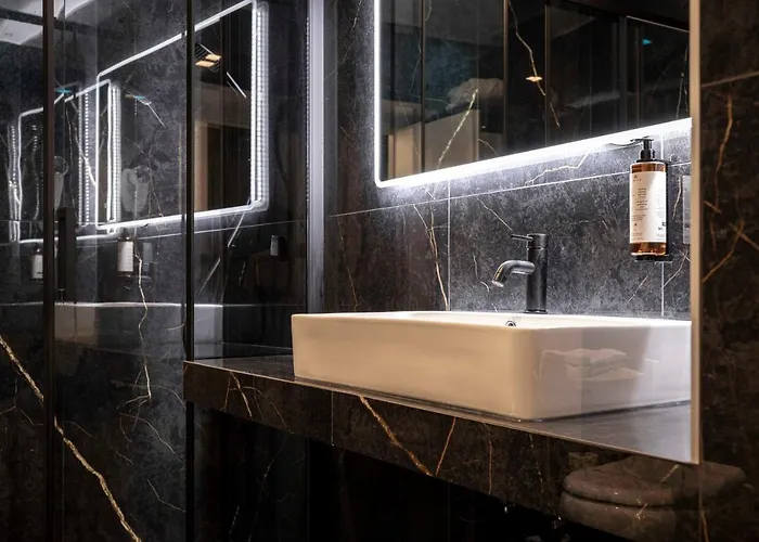 At Luxury Navona רומא