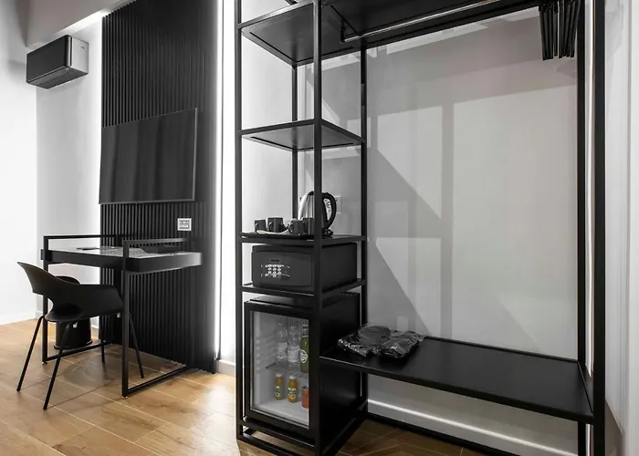 At Luxury Navona בית הארחה