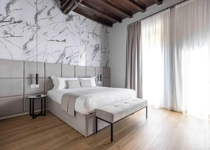 בית הארחה At Luxury Navona 4*