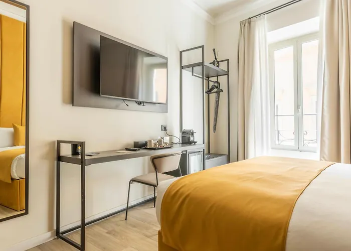 At Luxury Navona רומא